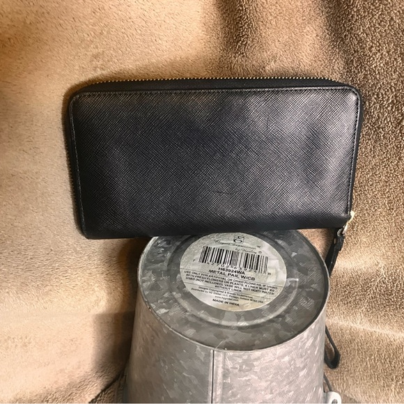 ⭐️FLAWLESS LOW START⭐️ Kate Spade Vintage Laurel Way Neda Leather Long Wallet - Picture 2 of 6